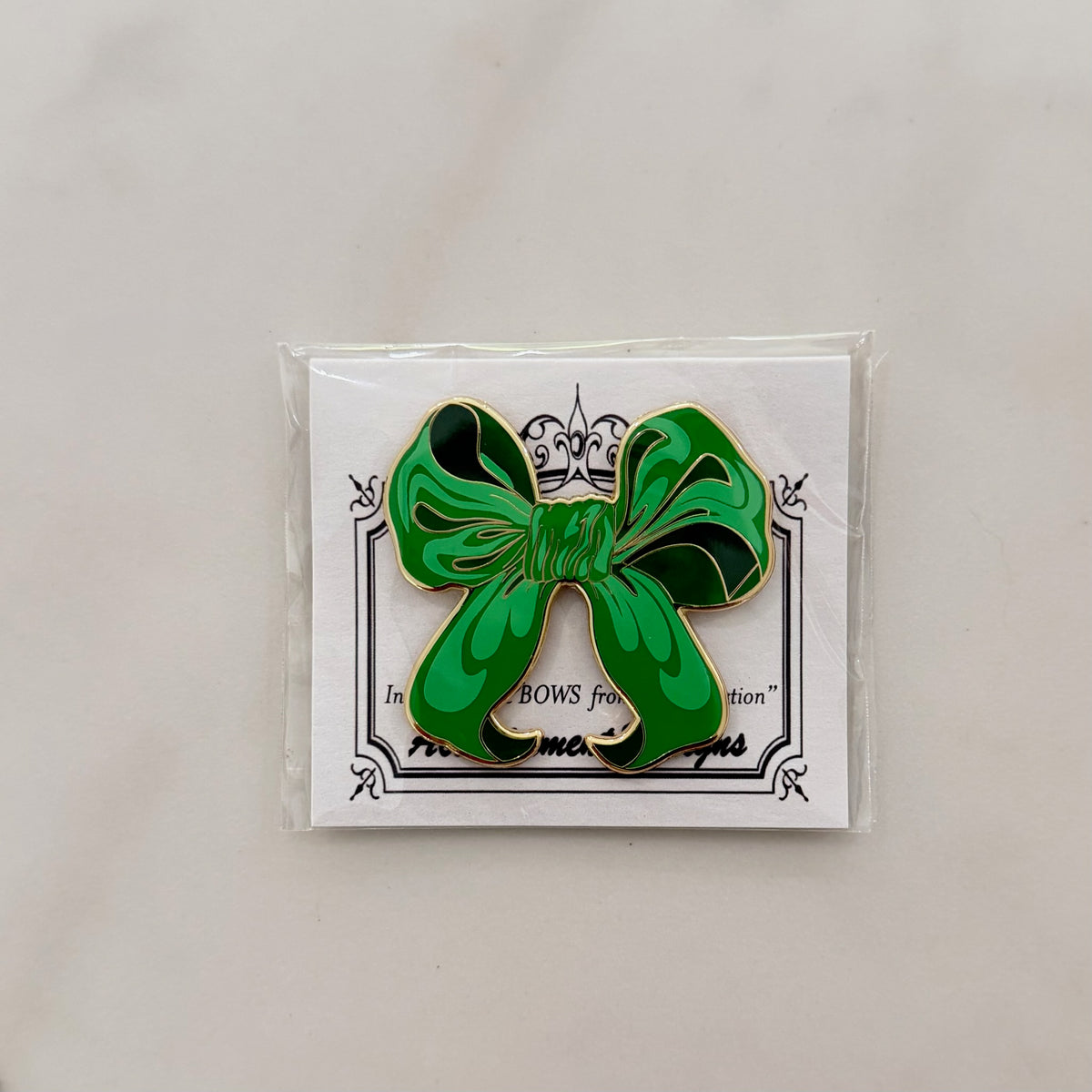Green Bow Needle Minder