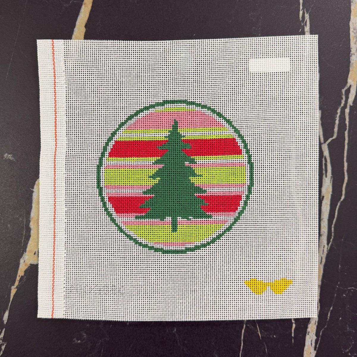 Stripes Tree Round