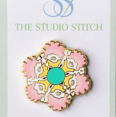 Pink Oyster Plate Needle Minder