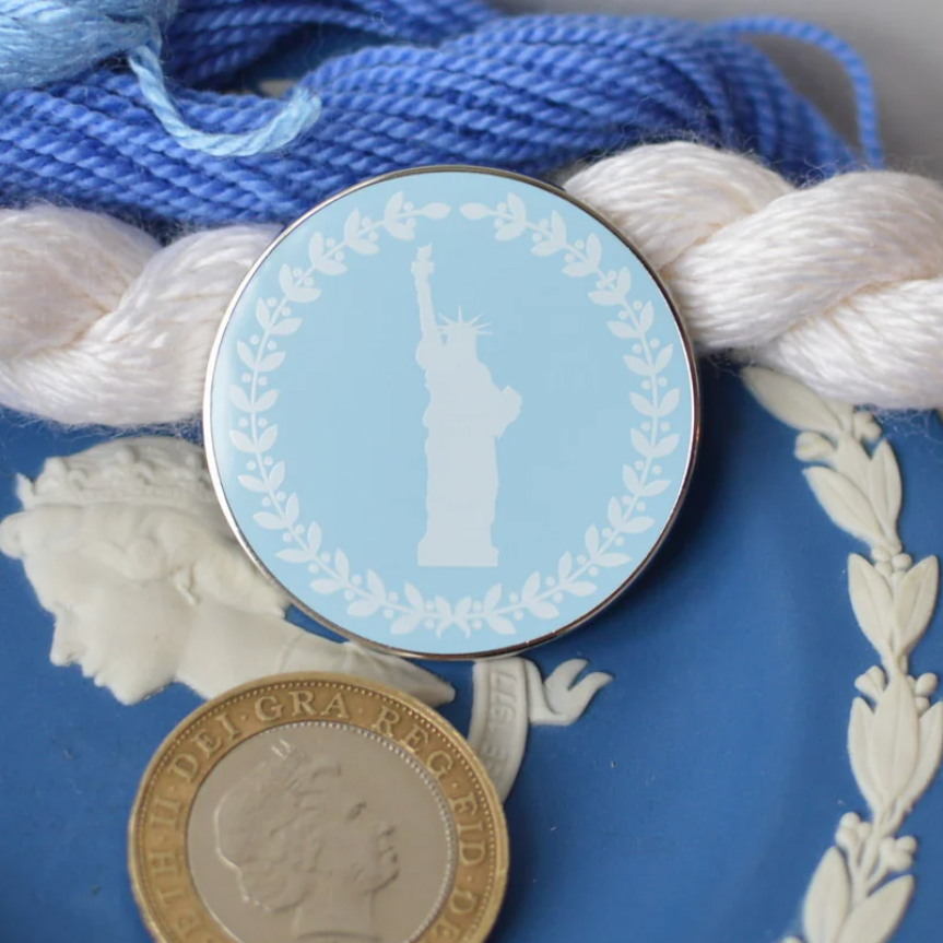 Lady Liberty Cameo Needleminder